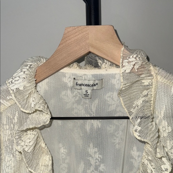 Francesca's Collections Cream Lace Ruffled Tie-Front Blouse - Picture 6 of 7